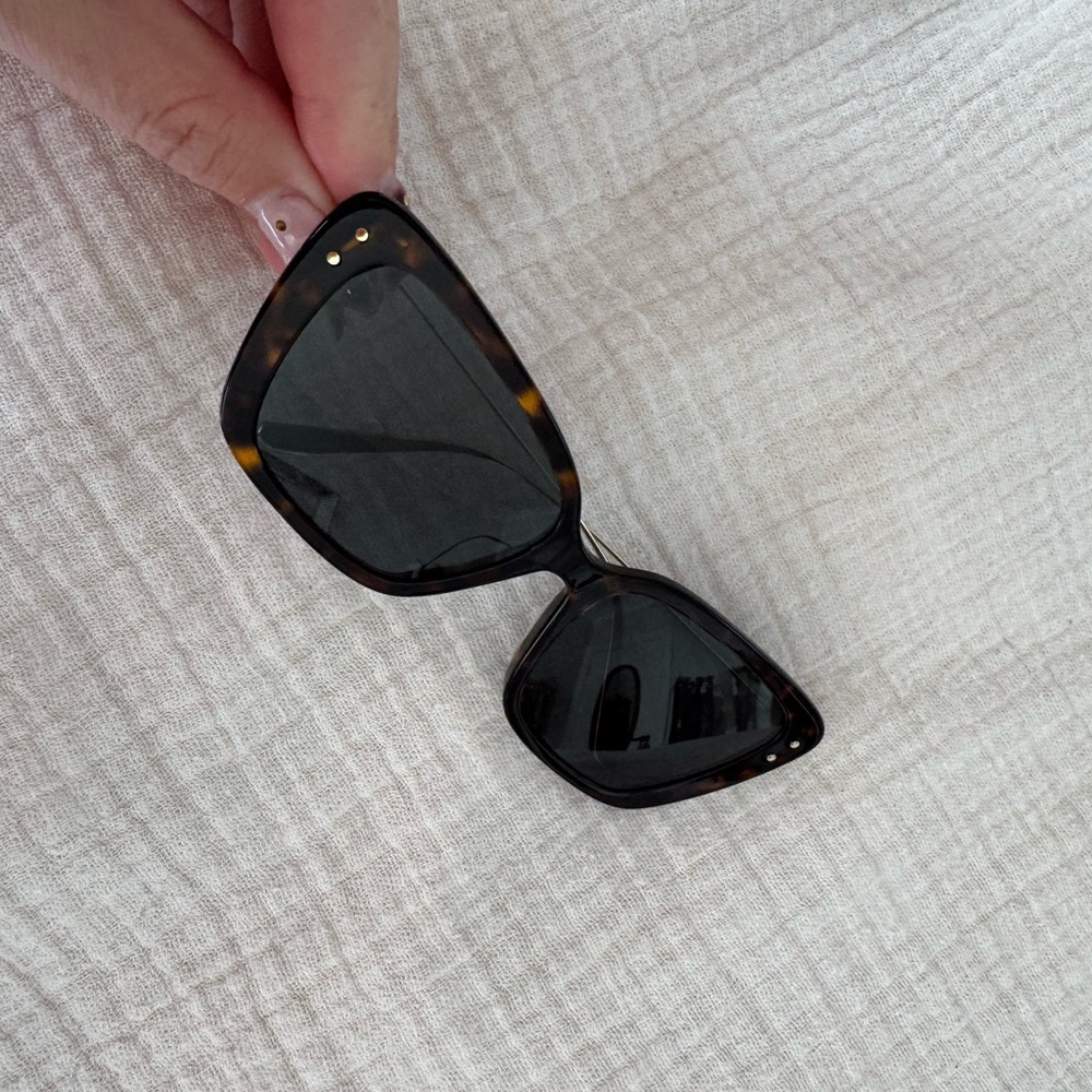 Dior miss Dior B5F 56mm butterfly sunglasses - Picture 9 of 13